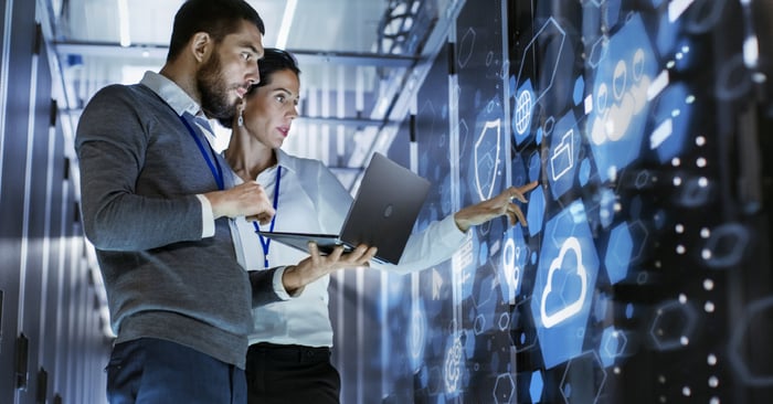 Wired vs. Wireless Networks: Which Is Best for Your Business?