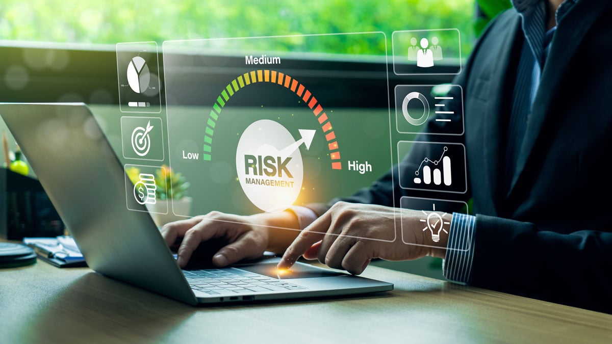 risk-management-dial-concept
